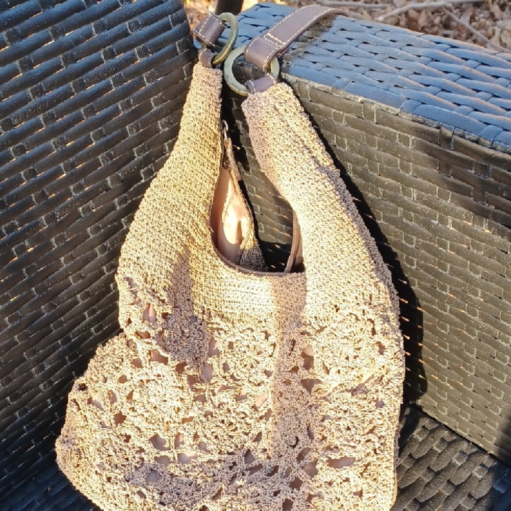VINTAGE Chic Tan Crochet Hobo Bag